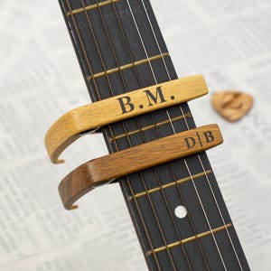 Personalized Metal Guitar Capo, Custom Message Guitar sandhi clip, Engraved Guitar Pick, Birthday Gifts, Fathers days Gift for Guitarists