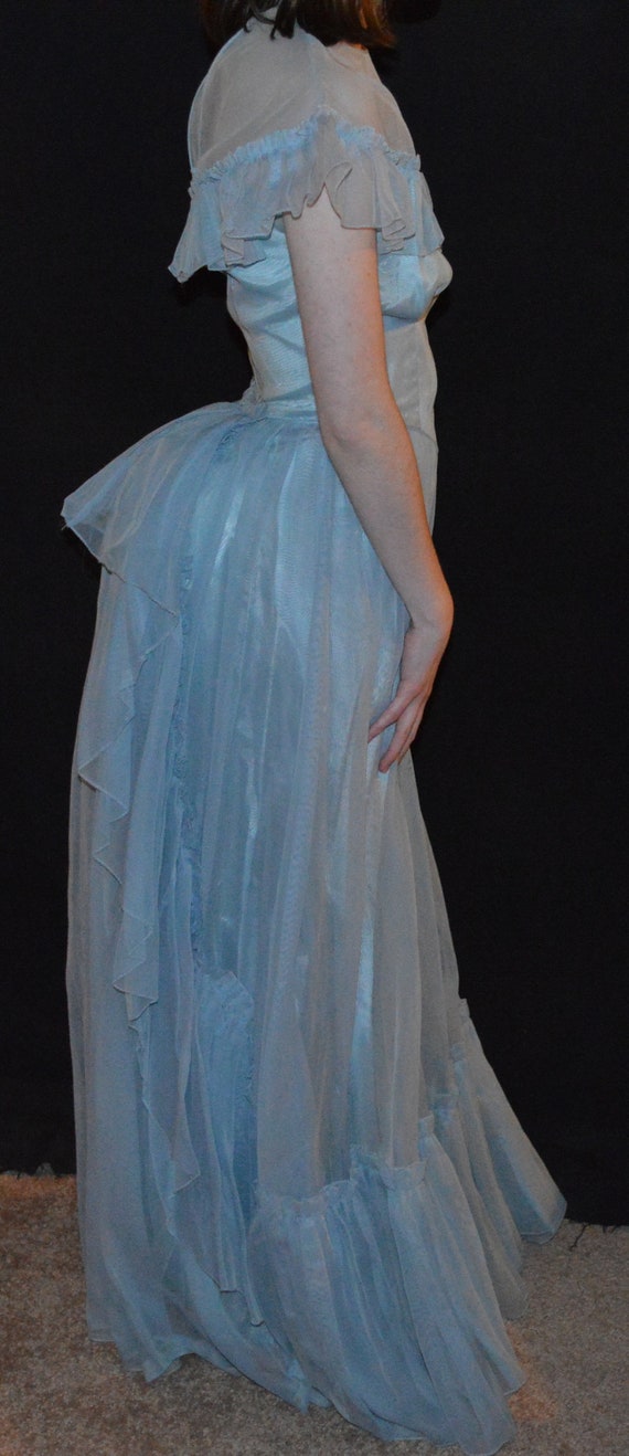 Vintage. 1900's Formal Party Dress, with