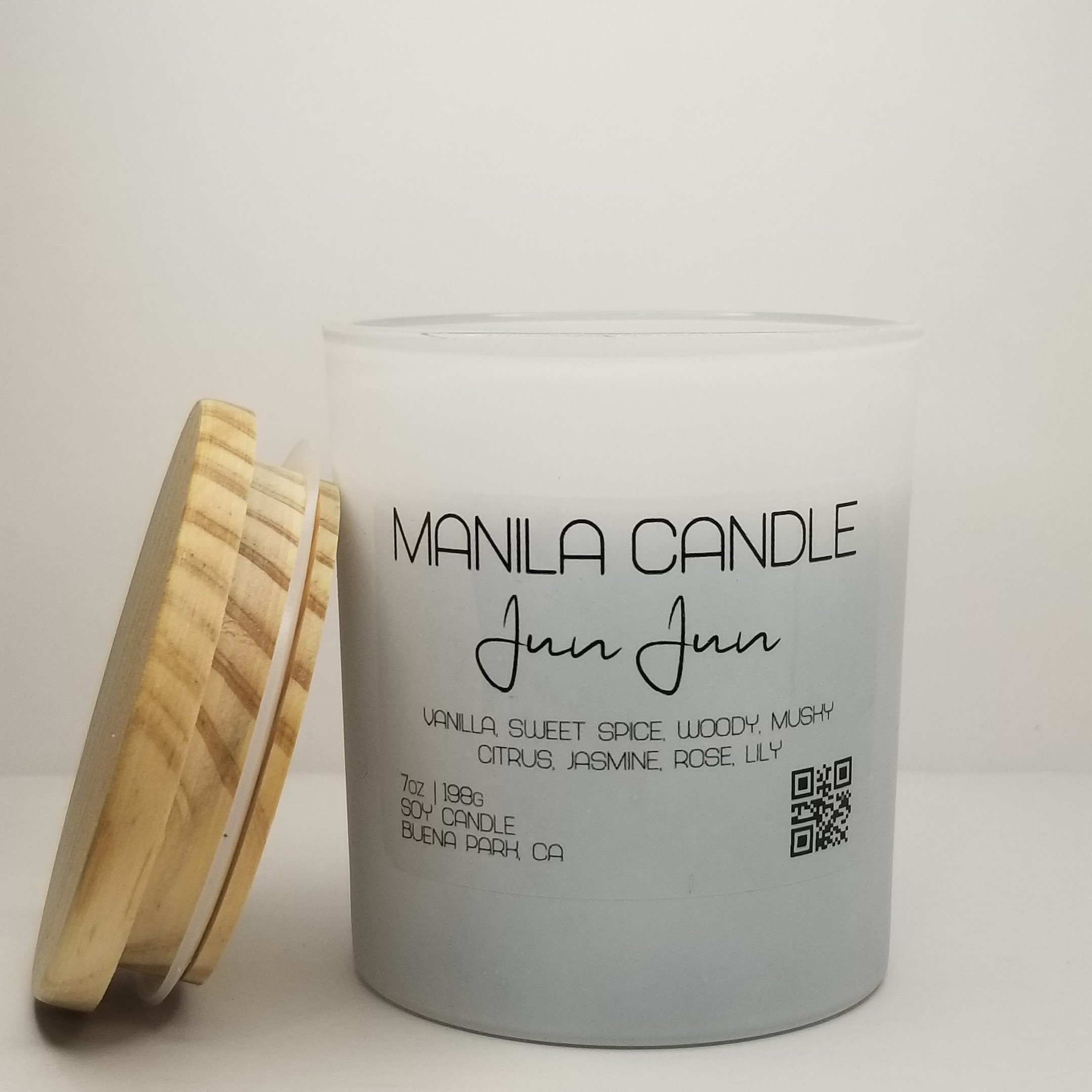 Jun Jun Oakmoss & Amber Scented Candle Homemade and Handpoured