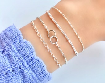 Juego de 4 pulseras de plata delicadas, paquete de pulseras de cadena de plata