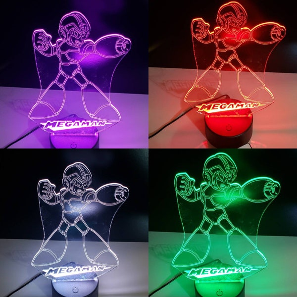 La lumière LED Mega Man peut changer 8 couleurs différentes (montrez-la), elle nécessite 3 piles AA ou un câble USB.