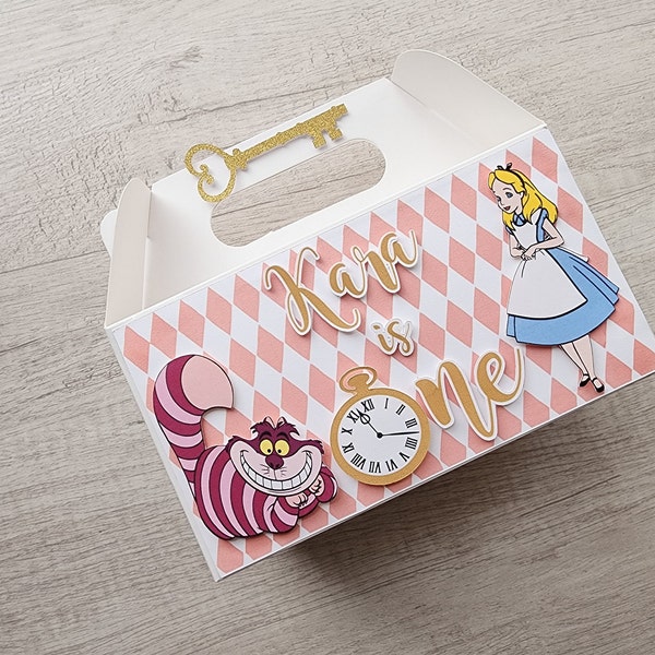 Alice In Wonderland Party Favor bag| Alice in Onederland party| Alice in Wonderland Gable Box| First Birthday Party Favor Box| Birthday Box