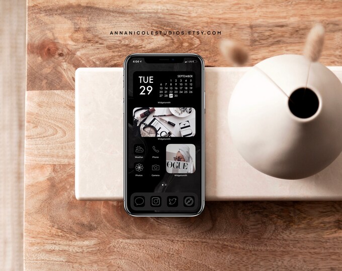 Black and White Aesthetic iPhone iOS14 App Icons, Black and White Abstract Phone Wallpaper