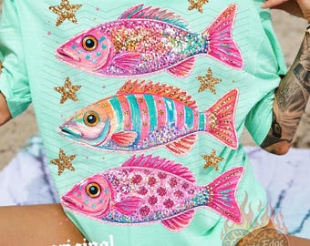 Pesce preppy PNG / Download digitale estivo / Design massimalista costiero / Sublimazione DTF / Maglietta da spiaggia femminile / Colorato e di tendenza