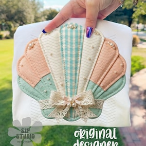 Concha coqueta PNG / Descarga digital / Diseño de concha con patchwork costero / Sublimación DTF / Camisa playera elegante / Estética costera de moda