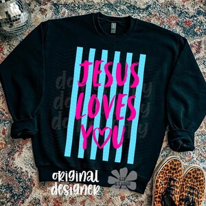 Jesus älskar dig PNG, retro kristen skjortdesign, sublimering och DTF, trendig kyrklig t-shirt, nedladdning av religiös tro, korsets nåd bild 4