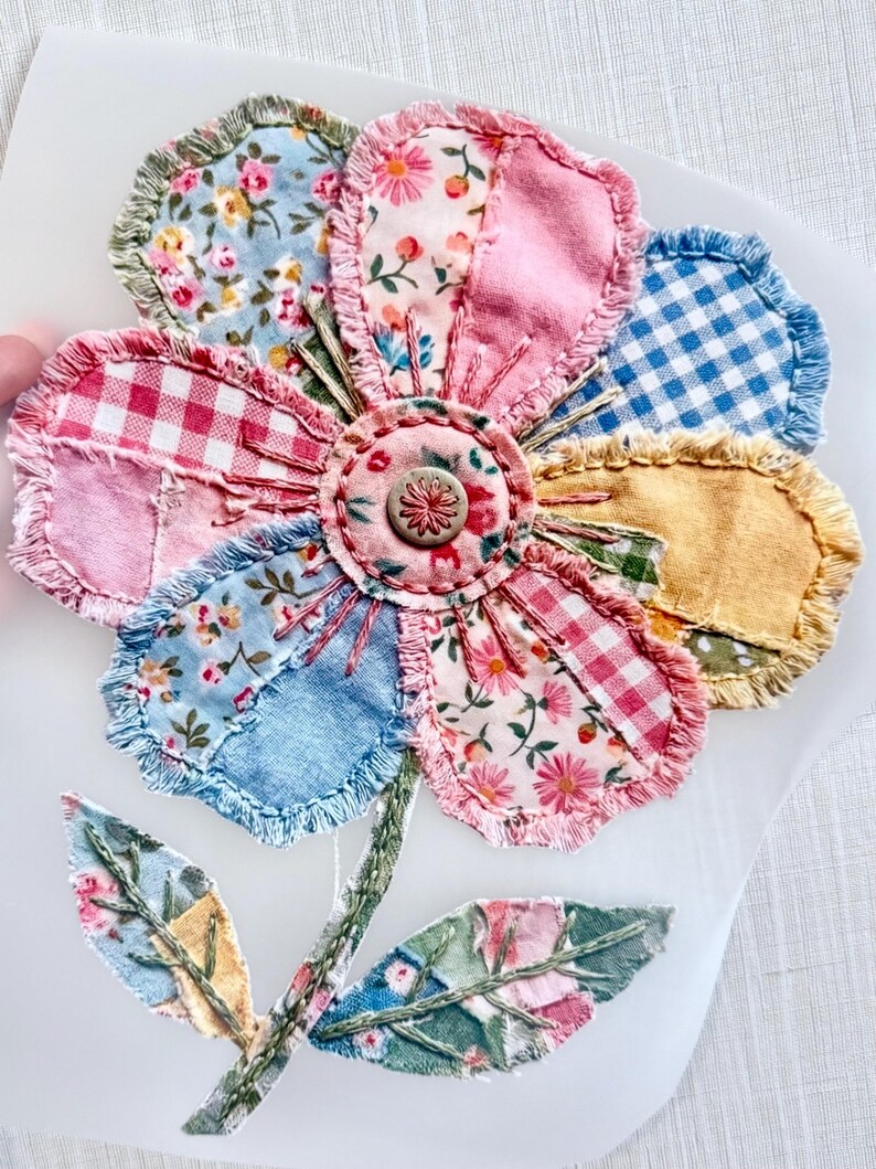 Lapptäckeblomma PNG | Digital nedladdning av påsk | Shabby chic-skjorta | Sublimering och DTF | Coquette Cottagecore | Trendig vårquiltdesign bild 2