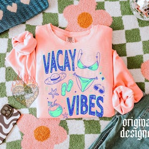 PNG com vibe de férias | Download digital de verão | Camiseta de praia moderna | Sublimação DTF | Design tropical | Camiseta para cruzeiro | Estilo praiano imagem 5