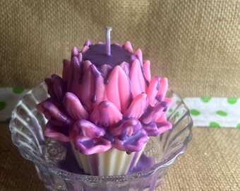 Lotus Cupcake