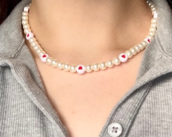 Collar de perla y corazón Y2K