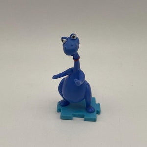 Disney Junior Doc McStuffins Stuffy Philbert Dragon Figurine - zabawka z postacią z serialu telewizyjnego dla dzieci