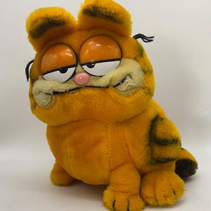 Rare grande peluche Garfield assis de 1981 : chat vintage en dessin animé à collectionner de Dakin