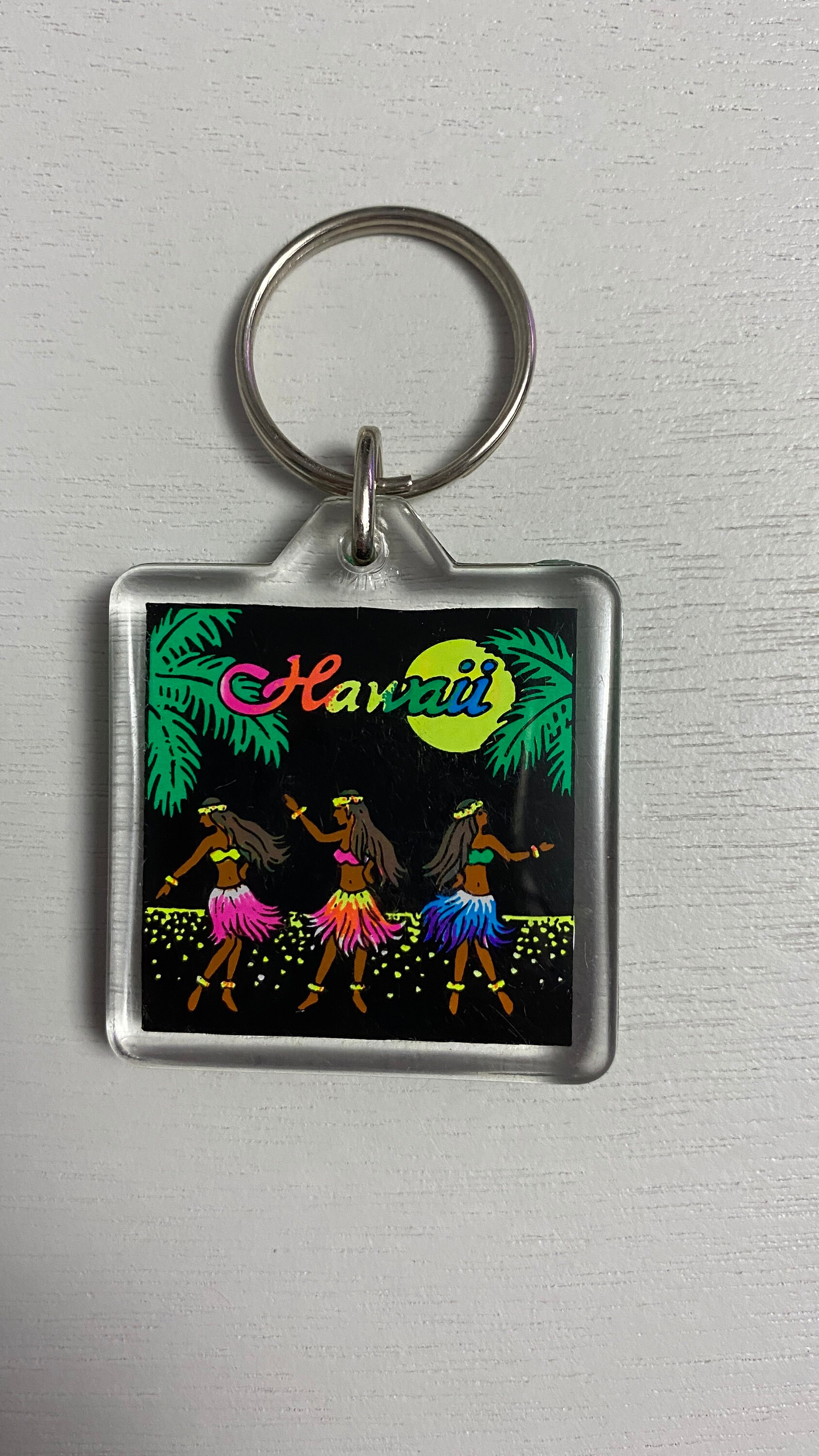 Collectibles Hawaii Hula Girl Key Chain 1960's Art & Collectibles