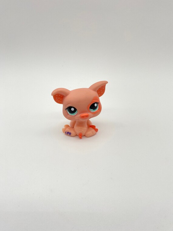LPS Toys Cute Green Eyes Piglet Littlest Pet Shop Collection Action Figure Toys 