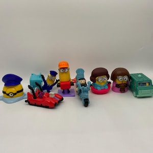 2022 McDonald's Minions: Kolekcja zabawek Happy Meal - Figurki z filmu Despicable Me