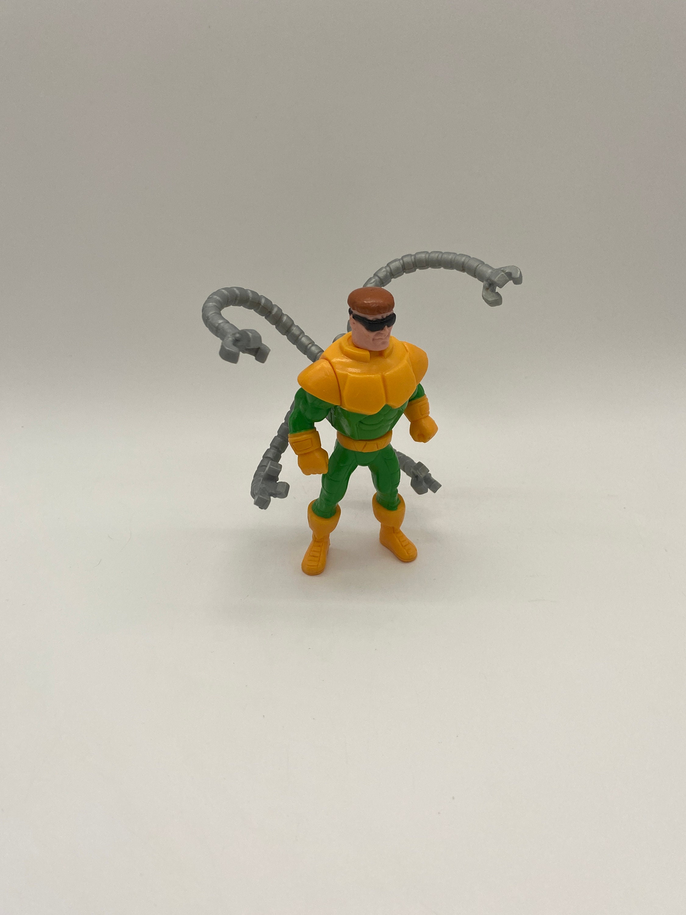 STL file Marvel Legends Poseable Doctor Octopus Tentacle Arms