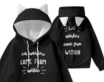 Sudadera con capucha Cat Whiskers Come From Within para amantes de los gatos, lindas patas de gato kawaii, sudadera con capucha AOP en blanco y negro con orejas de gato decorativas