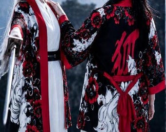 Kitsune Zorro Kimono Negro Máscara de Zorro de Nueve Colas Espíritu Japón Kami Inari Arroz Guardián Ropa Tradicional Japonesa Merchandising Unisex AOP Haori