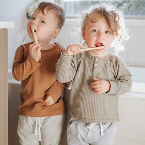 Cute Children&#39;s Toothbrush Duo - Set of 2 for Healthy Habits