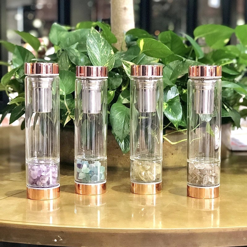 Flourite Reusable Rose Gold Crystal Water Bottle Gemstone Base and Tea  Infuser Eco-friendly Crystal Infused Glass Water Bottle 