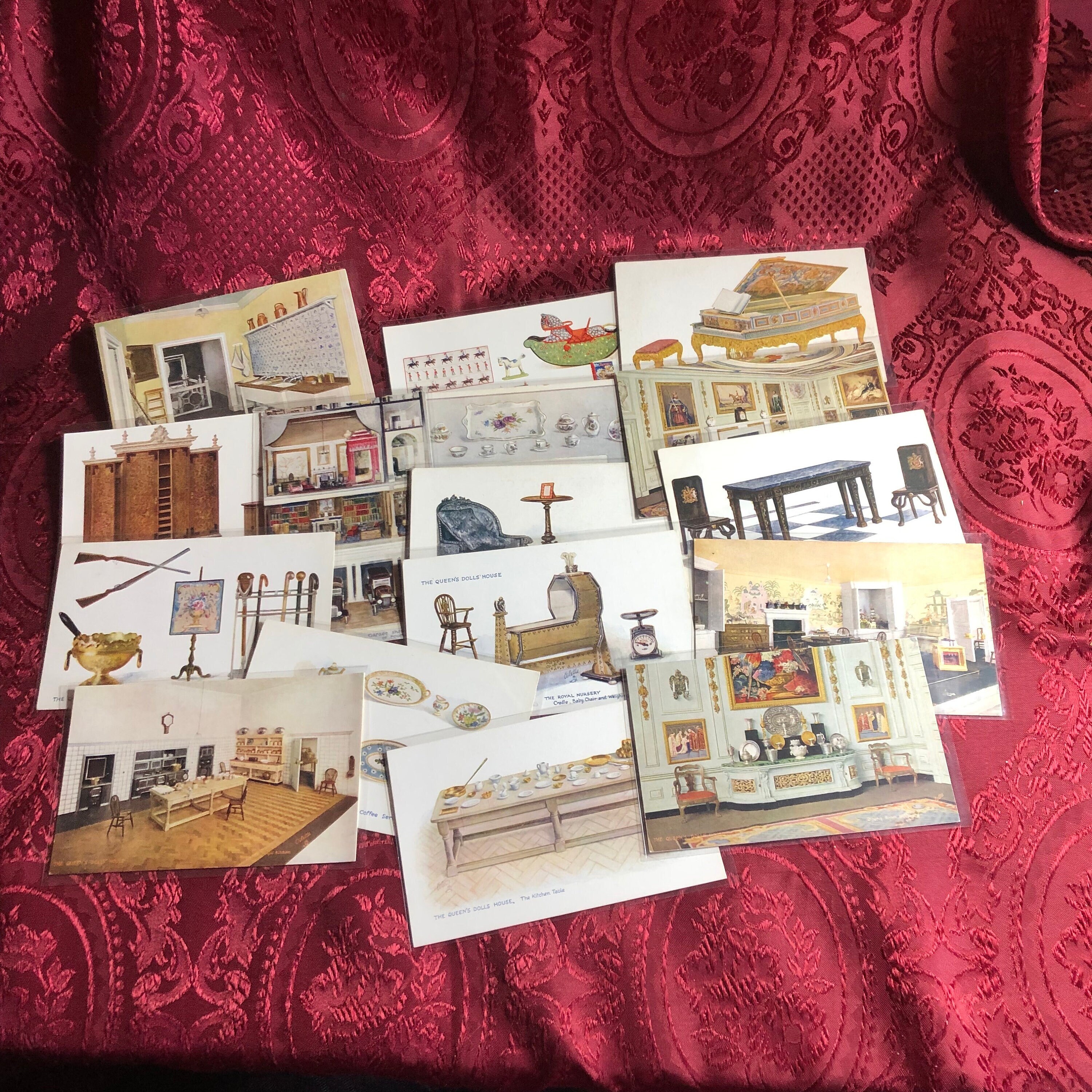 The Queen's Dolls' House Postcards Album 1924 (complete, 48
