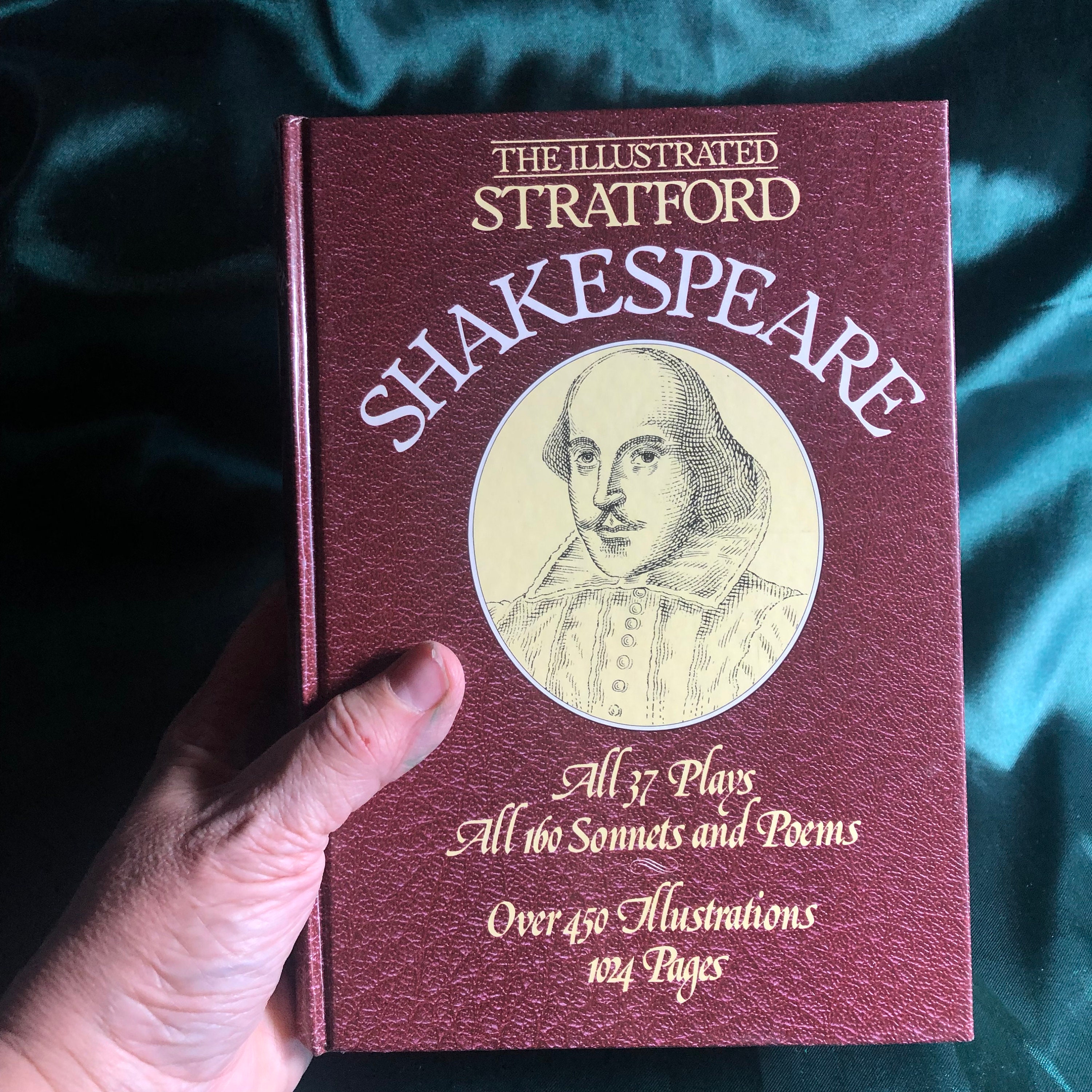 Illustrated Stratford Shakespeare, All 37 Plays, All 160 Sonnets