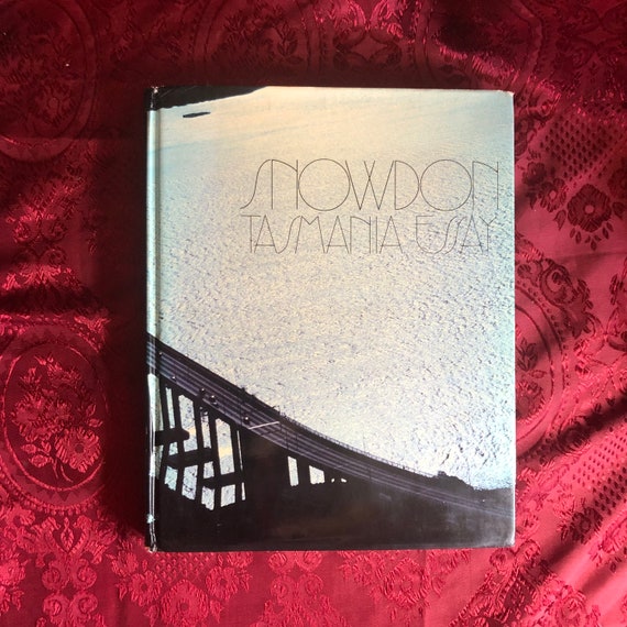 Snowdon - Tasmania Essay, Photographic Tribute to Tasmania