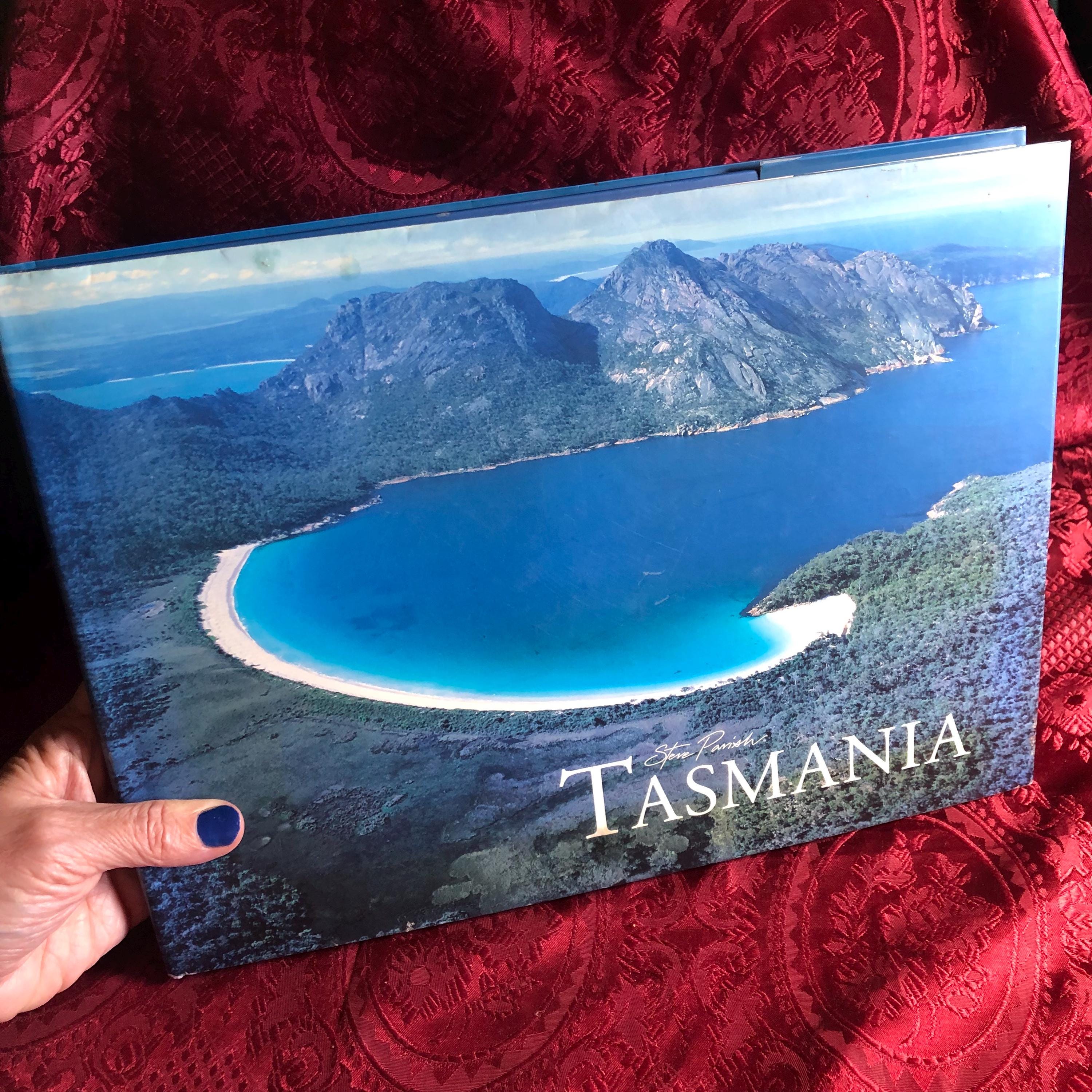 洋書 s of Tasmania Tasmania A Book by Steve Parish, Quality Landscape Photography