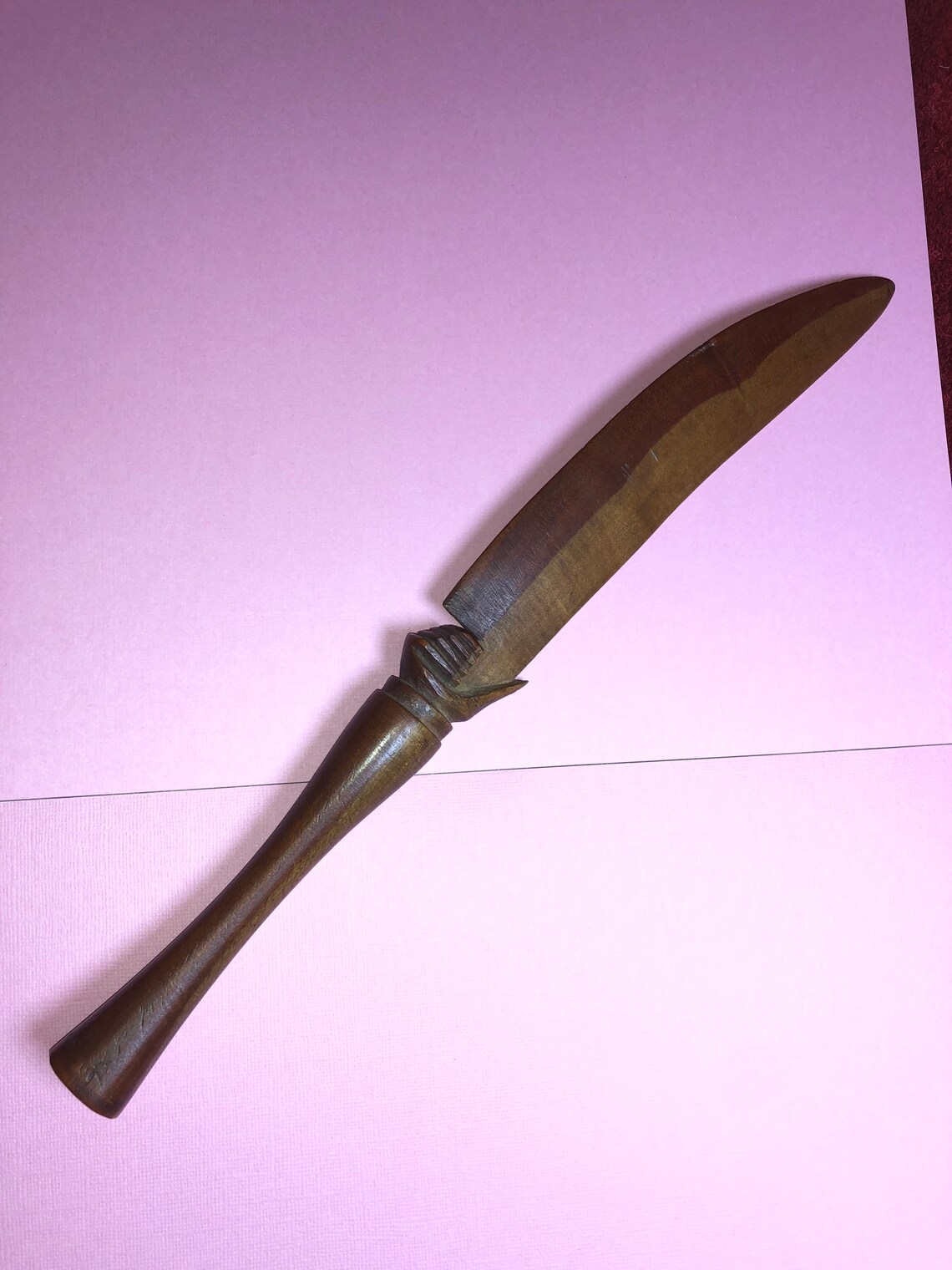 a couper au couteau en 5 lettres