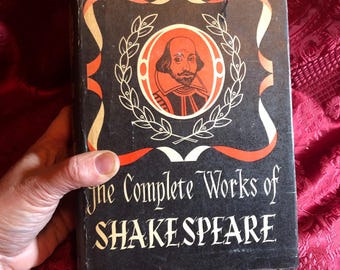 The Complete Works of Shakespeare, William Shakespeare Great English Writer and Playwright, Plays, Poems, Famous Works, Essential Reading.