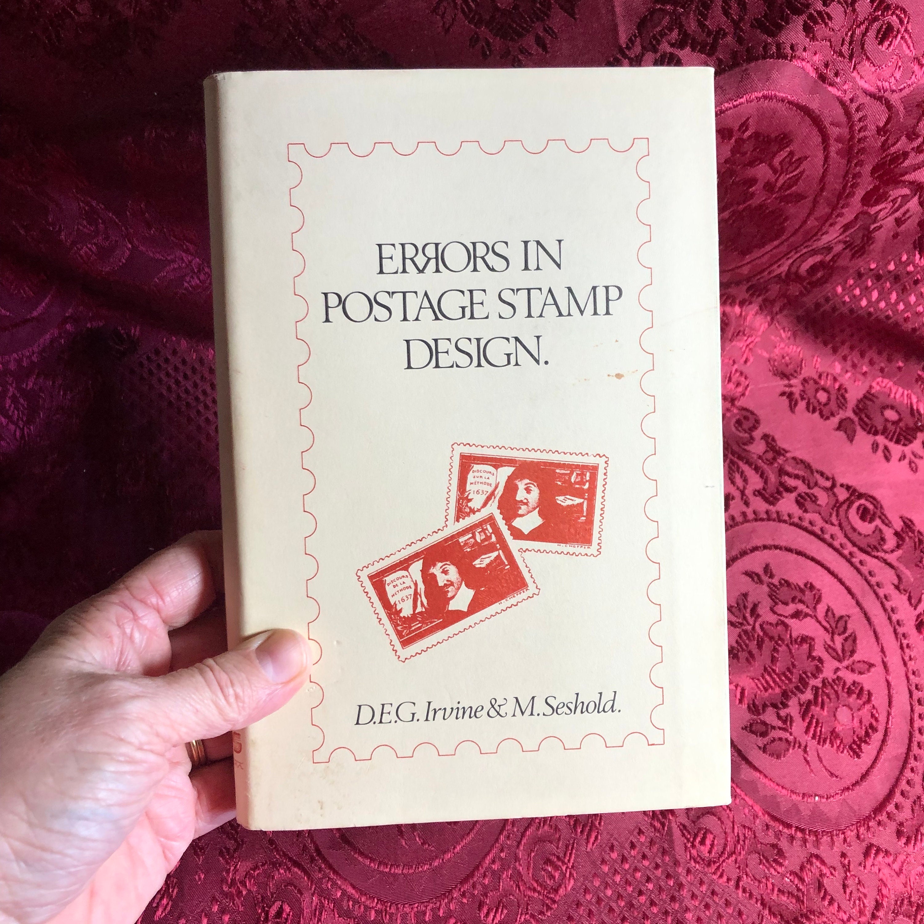 郵便切手デザインの誤り、D.E.G.アーバインとMセスホールド著