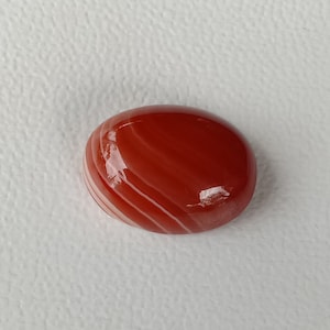 18.53 crt.  Sardonyx Banded Agate. Cabochon Natural.