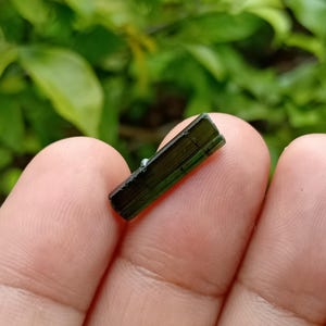 2.81 Crt.  Green Tourmaline Crystal. Natural, Untreated. Rough.