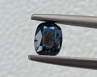 0.47 crt. yellowish-Blue  Sapphire. Natural. Untreated. Certified. 5.08x4.06x2.27 mm.