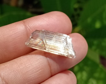 11.12 carat. Crystal Color Change Turkish Diaspore. Natural,Geniune.(Unheat and untreated)