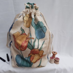 Project bag!  Knitting/Crochet/Craft/Sewing/Hobby/Drawstring Bag