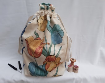 Project bag!  Knitting/Crochet/Craft/Sewing/Hobby/Drawstring Bag