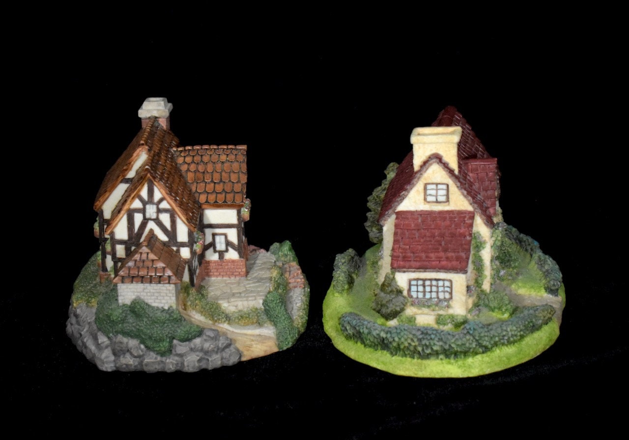 The Carlisle Miniature Cottages Olde England's Classic Cottages 2 Tudor Hall