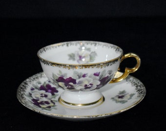 Purple Violet Flower Teacup with Decorative Handle and Gold Gilding, Unmarked