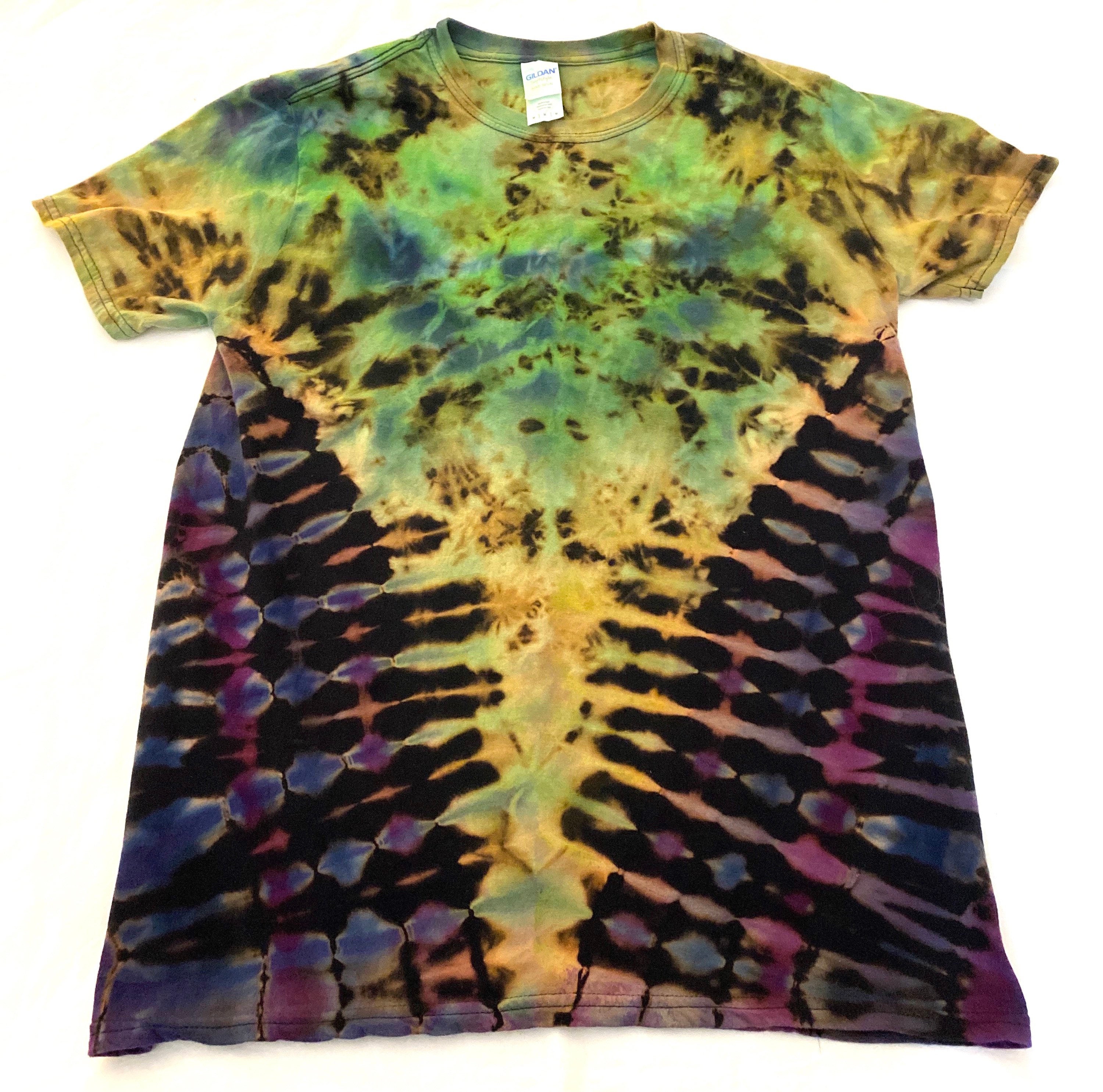 how to tie dye a white shirt with bleach