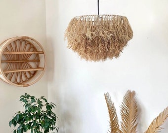 Natural Raffia Chandelier, Boho light, Fringe Chandelier, Macrame Lamp Shade, Bohemian Lamp Shade, Bohemian Decor, Tassel Chandelier