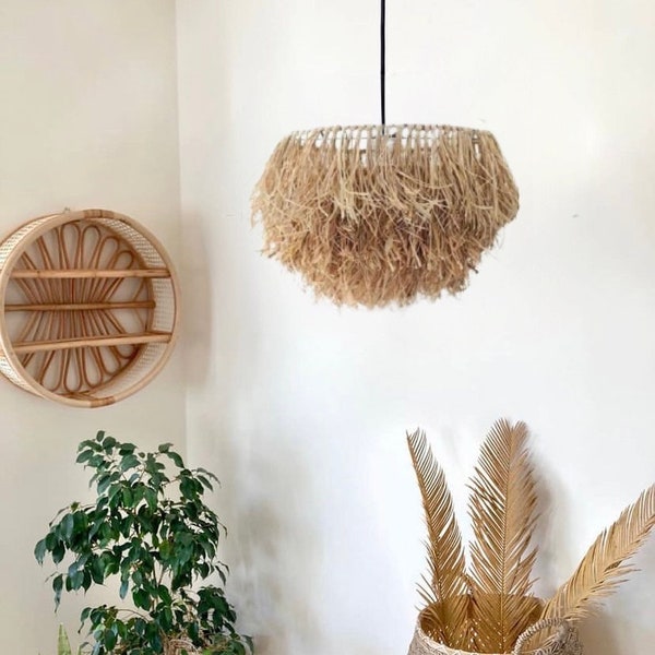 Natural Raffia Chandelier, Boho light, Fringe Chandelier, Macrame Lamp Shade, Bohemian Lamp Shade, Bohemian Decor, Tassel Chandelier