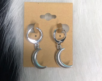 Huggie moon charm earrings