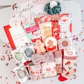 CHRISTMAS HAMPER | Secret Santa Gift for Her | Xmas Self-Care Giftbox | Pamper Christmas Giftbox | Christmas Carepackage | Personalised product logo