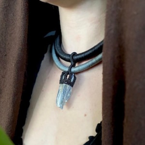 Estrade • Kyanite Crystal Blade Handmade Macrame Adjustable Necklace