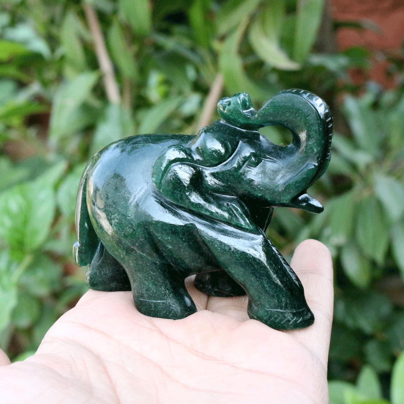 jade elephant figurines