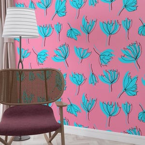 Papier peint floral tulipe à fond rose - Stickers muraux fleurs rose vif pour une décoration mignonne et vibrante
