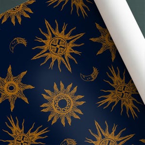 Carta da parati blu scuro con soli orientali arancioni, decorazione murale rimovibile con adesivo, elegante design artistico boho per la casa