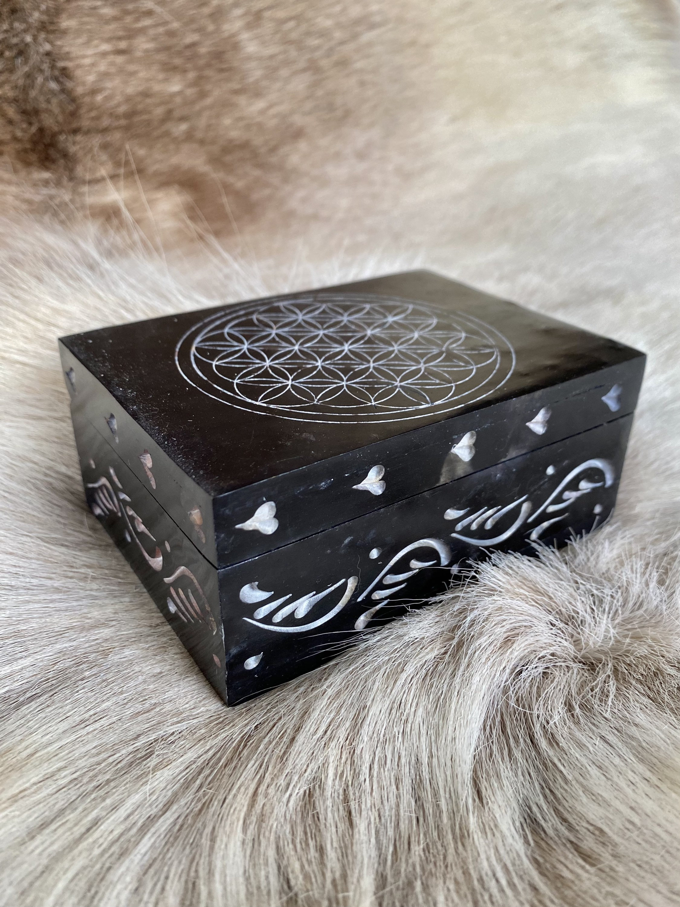 Coffret Fleur de Vie en Saponite Noire