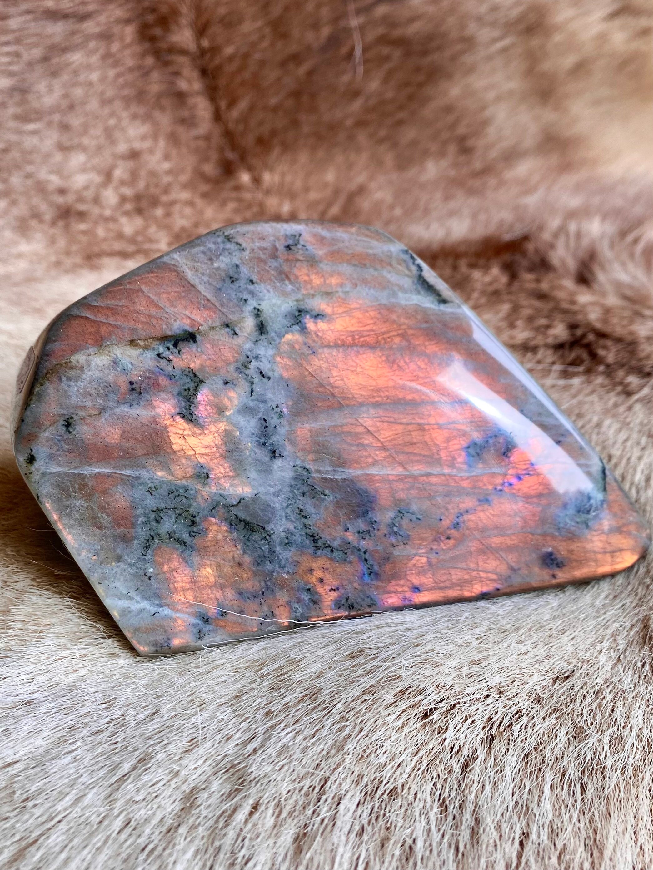 Forme Libre en Labradorite